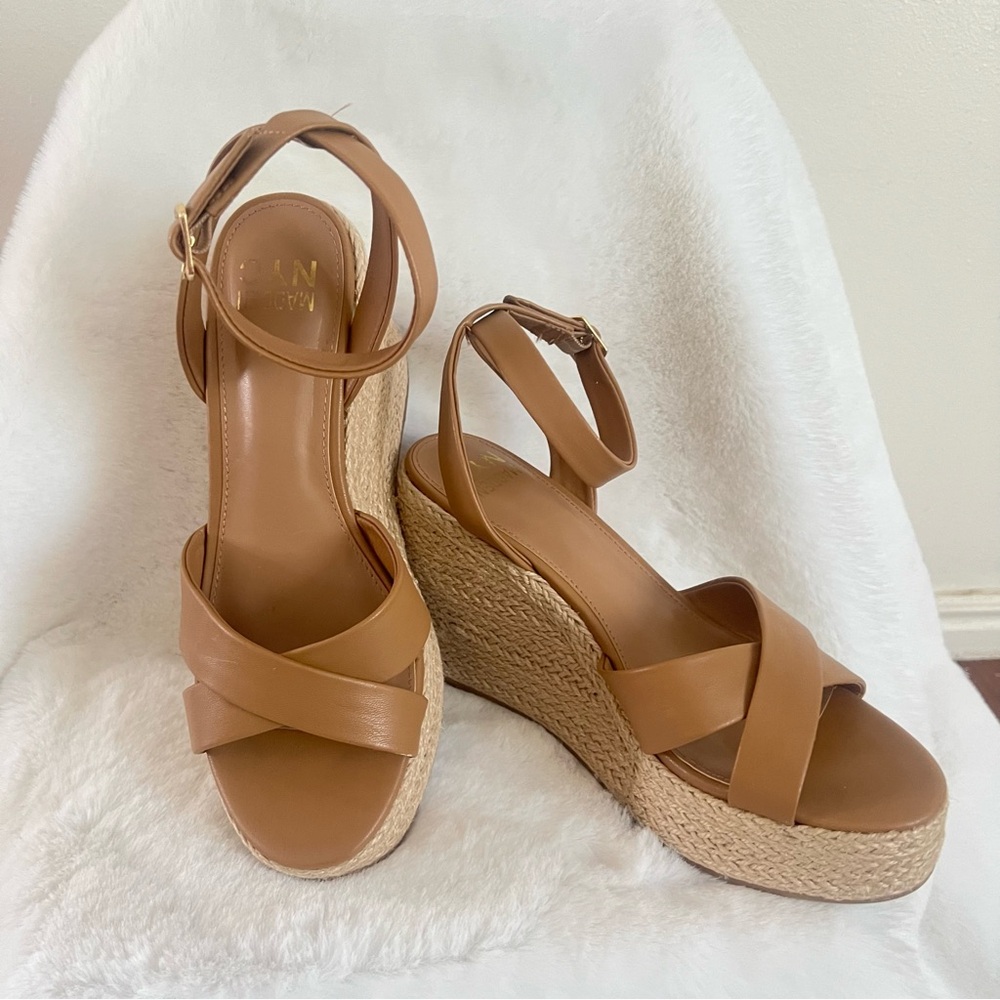 Elegant‎ Tan Wedge Sandals with Ankle Strap - Picture 2 of 6